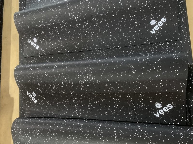 calculating rubber flooring rolls